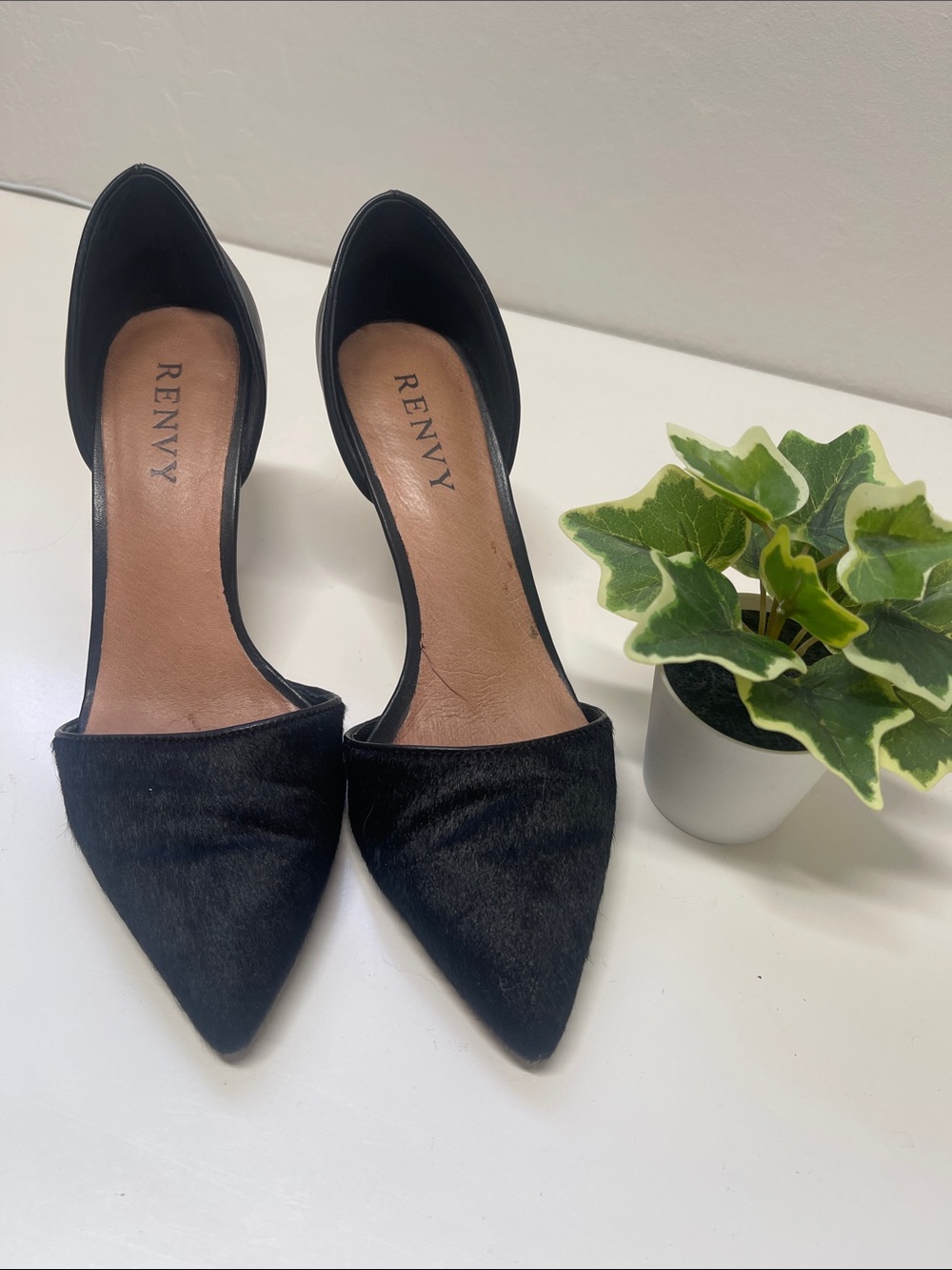 Renvy Black Pointed D'Orsay Pumps with calf-hair textured vamp